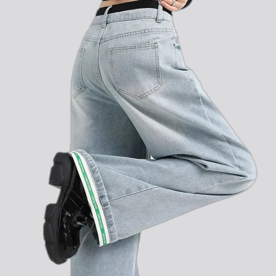 Light pattern baggy jeans for women